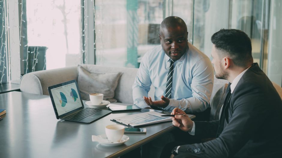 Processo comercial para leads B2B: por que sua empresa perde vendas mesmo anunciando no Google e Meta