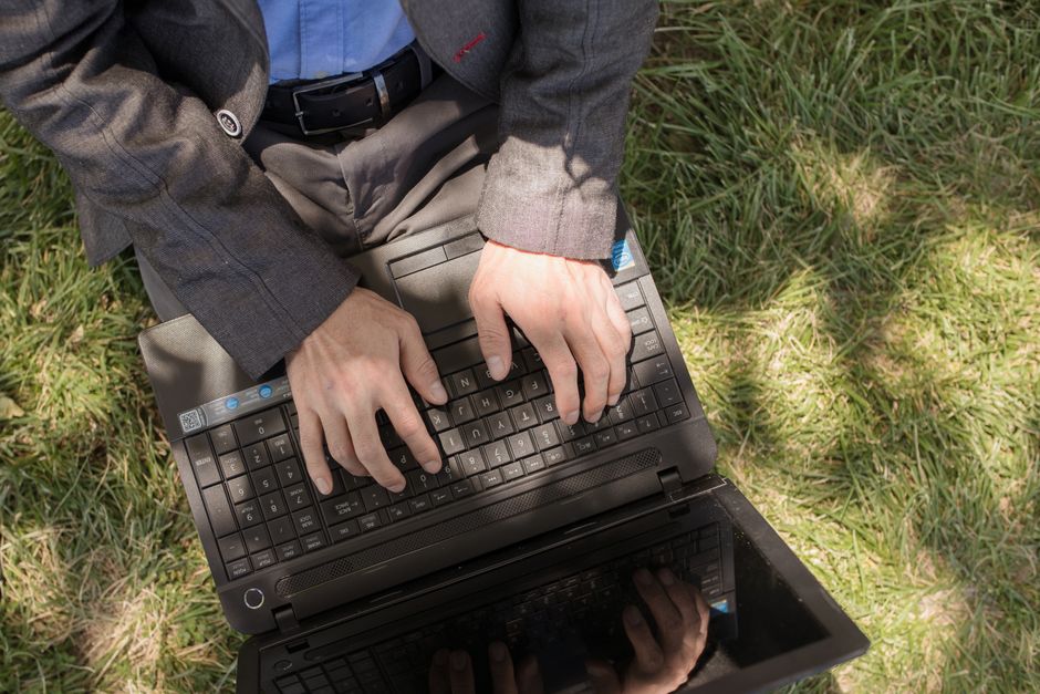 Como Ganhar Clientes Usando o ChatGPT para Campanhas Pagas em 2026