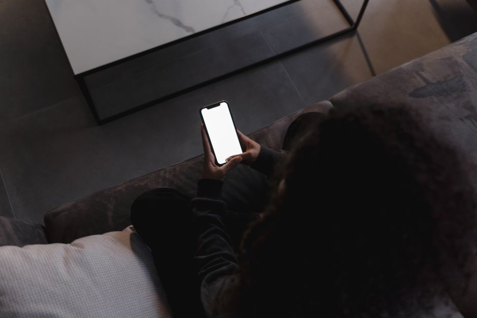 O balcão agora é digital: como os clientes encontram empresas hoje
