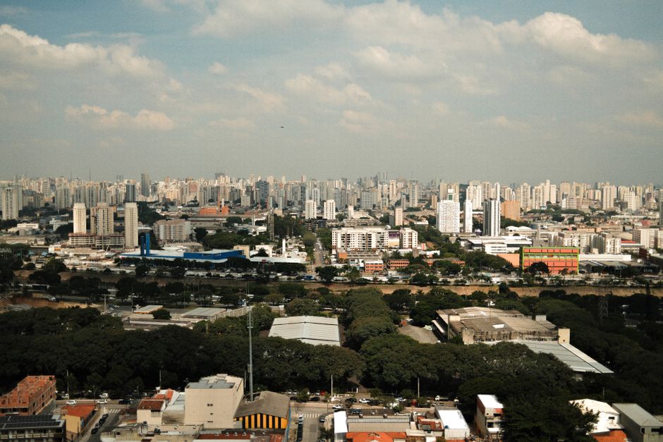 Gestão de Google Ads em São Paulo: Como Parar de Rasgar Dinheiro e Atrair Leads que Compram