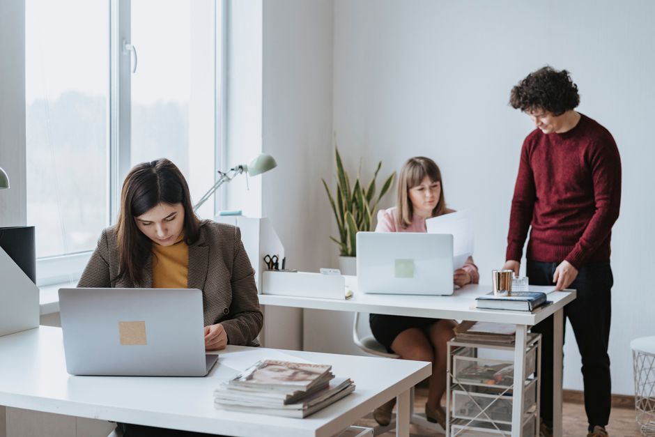Sua marca está preparada para a era da IA? Como a Alpha Marketing Digital ajuda sua empresa a ser recomendada